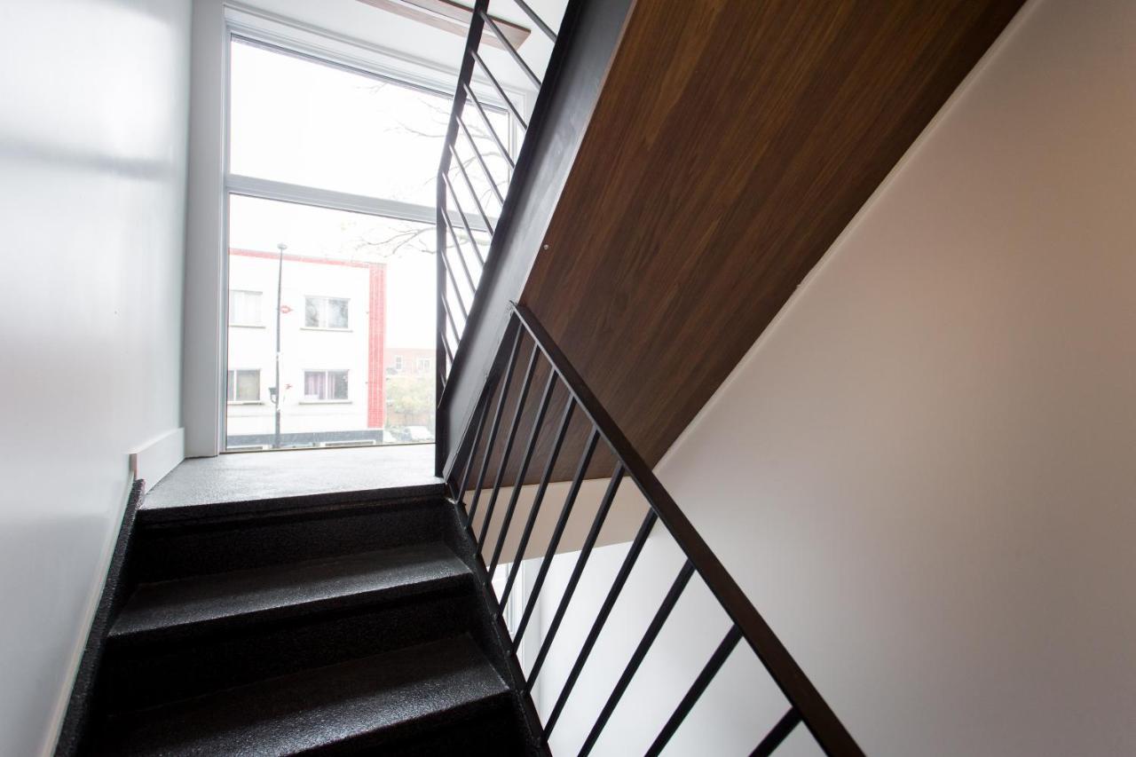Romantic Studio In The Heart Of Little Italy By Den Stays Montreal Luaran gambar